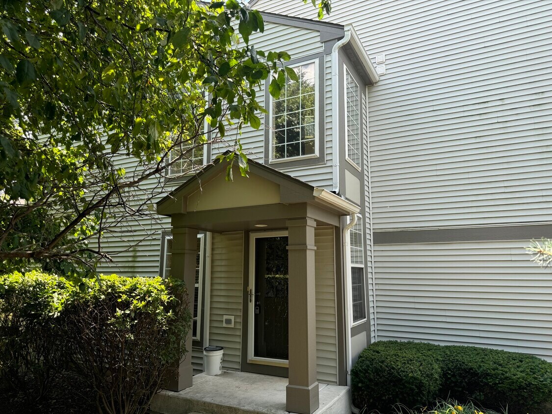 Primary Photo - 3140 Ollerton Ave