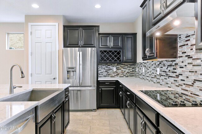 Foto del edificio - 4634 E Tierra Buena Ln