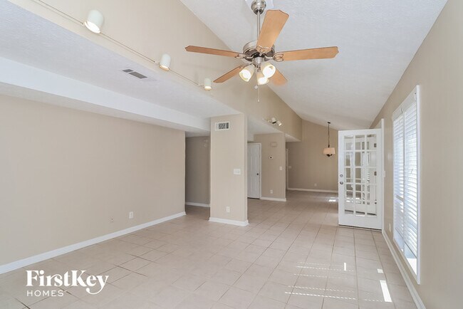 Building Photo - 2845 Forest Wood Dr