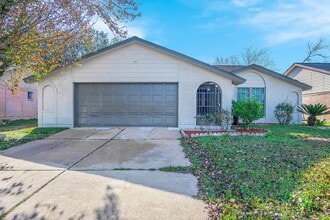 Building Photo - 4909 Meadow Pl Dr