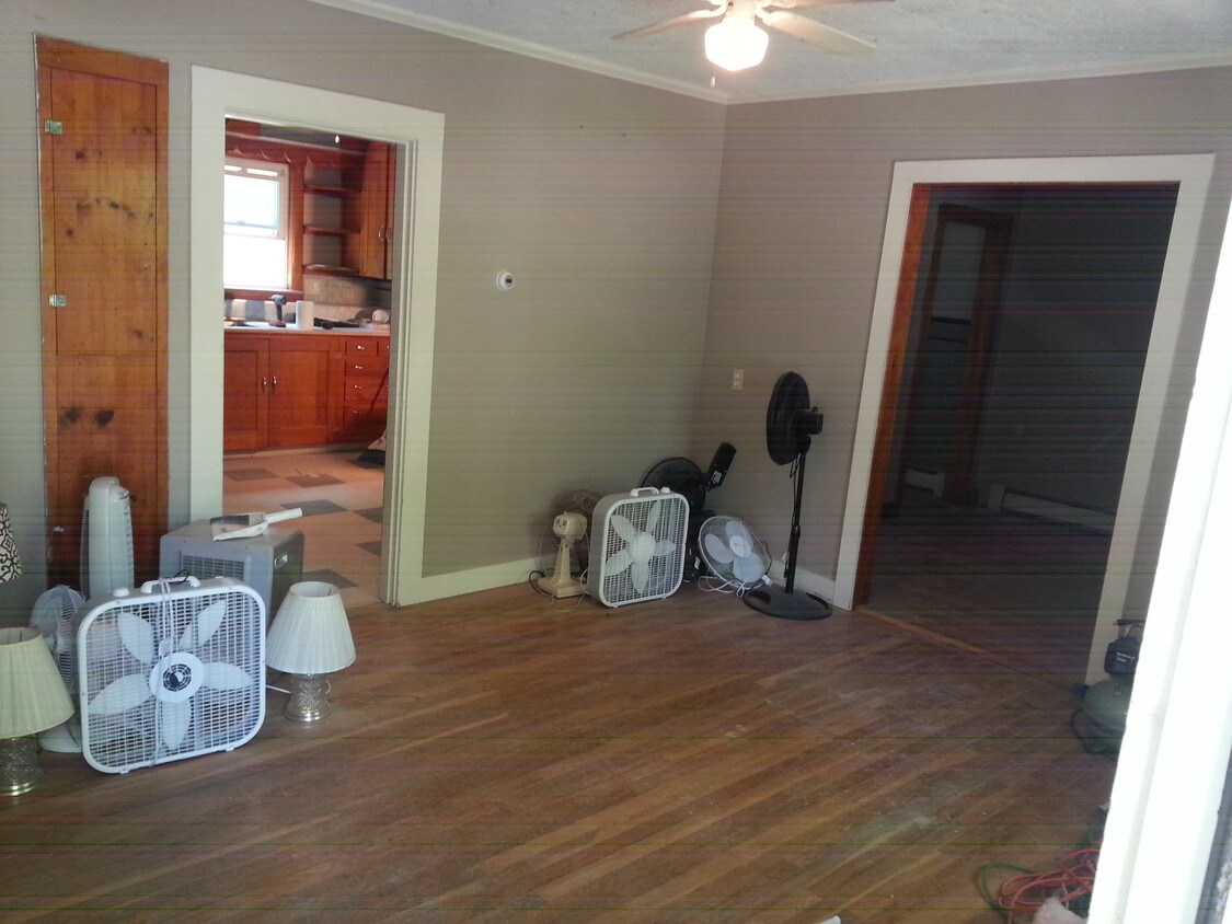 Foto principal - 83 Anderson Ave