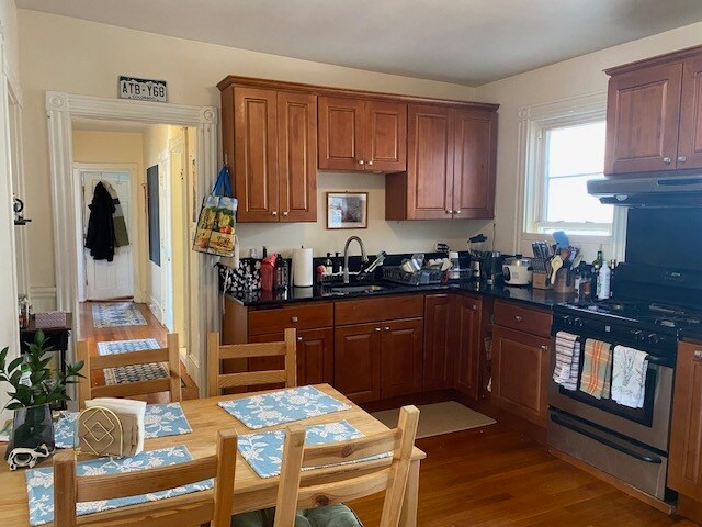 Foto del edificio - 161 Beacon St