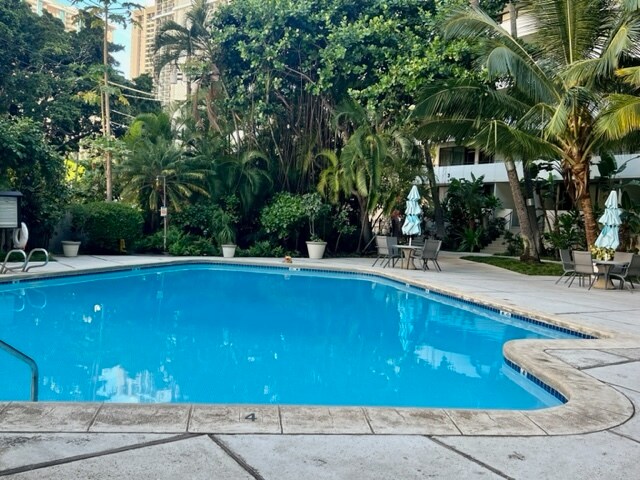 Foto del edificio - 425 ena Rd