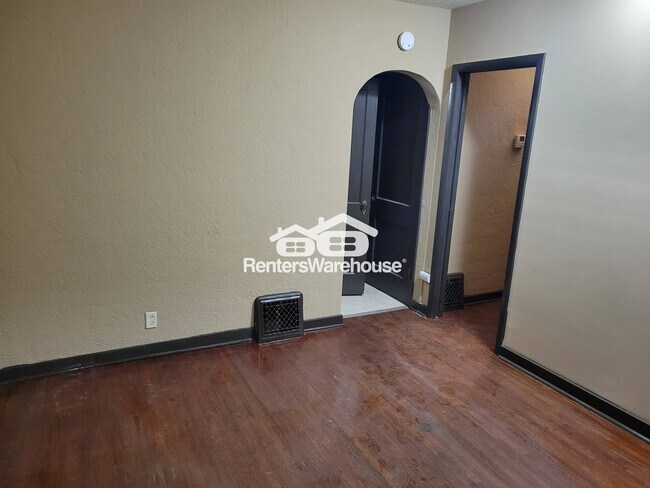 Foto del edificio - 403 N Dewey St