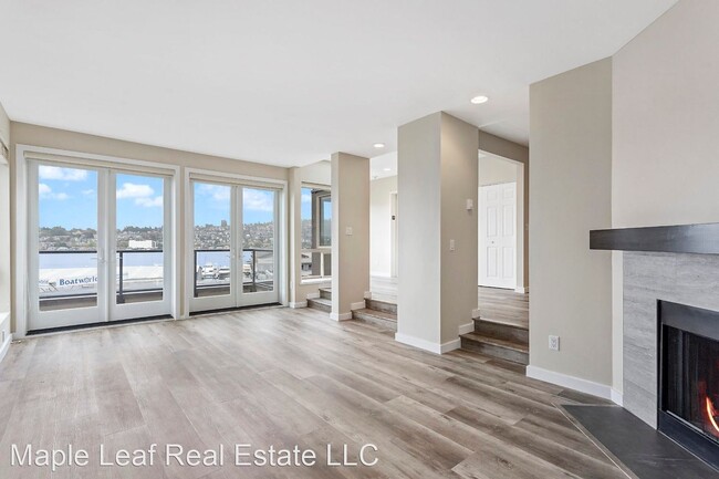 Foto del edificio - 2 br, 2 bath House - 2105 Westlake Ave N. ...