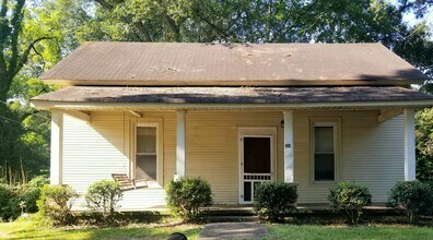 Building Photo - 308 Broad St
