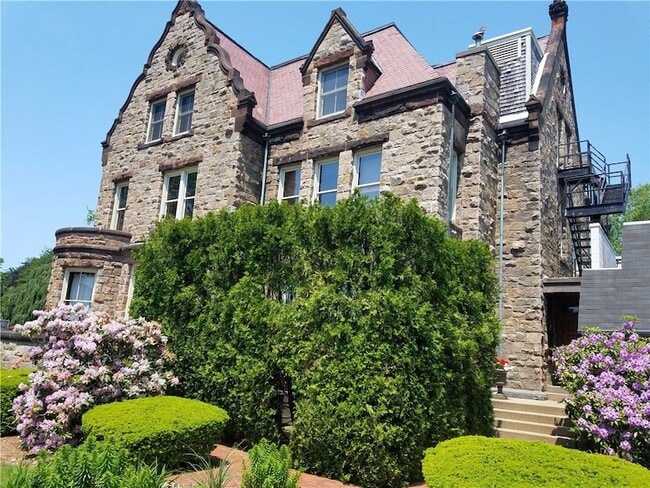 Foto del edificio - 364 Bellevue Ave