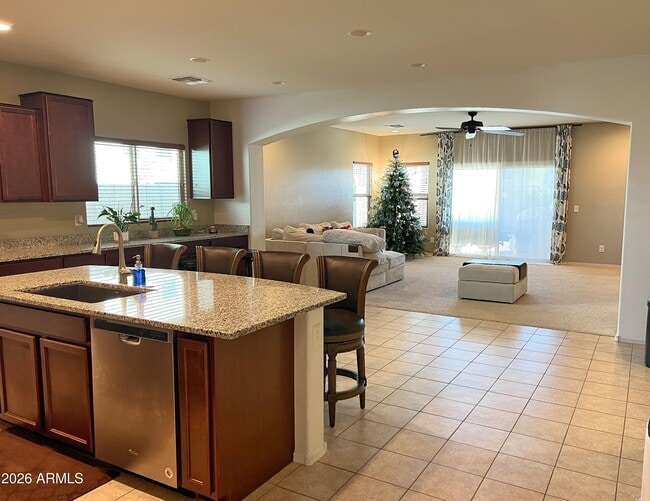 Building Photo - 2321 N Hidden Canyon Dr