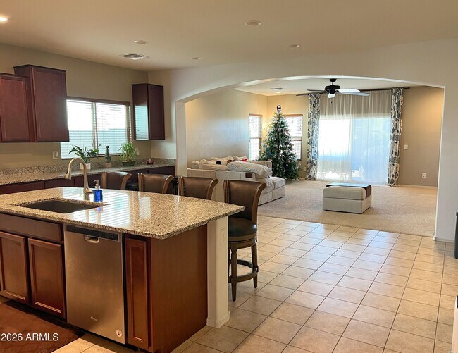 Foto del edificio - 2321 N Hidden Canyon Dr