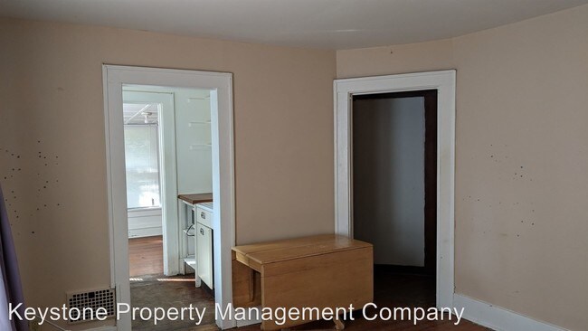 Foto del edificio - 1025 E Washington St
