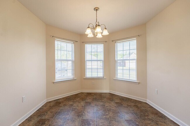 Building Photo - ST. MARTIN SCHOOL DISTRICT - 3 BED 2 BATH ...