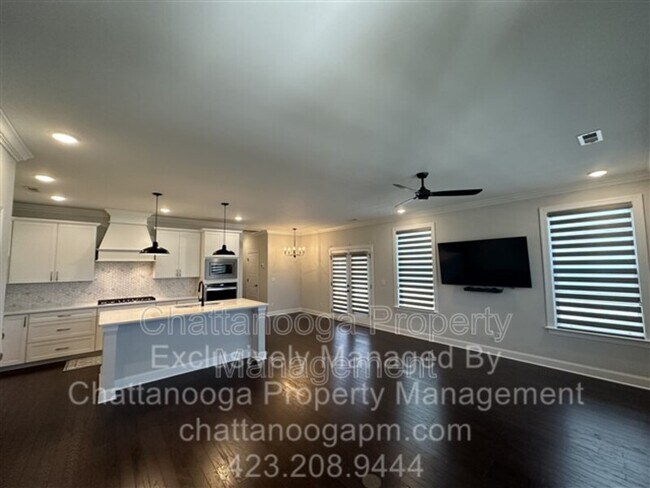 Building Photo - 1526 Bowtie Rd