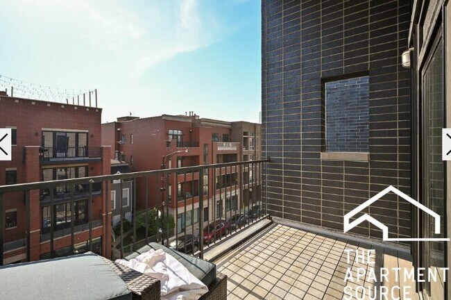 Foto del edificio - 2512 N Halsted St