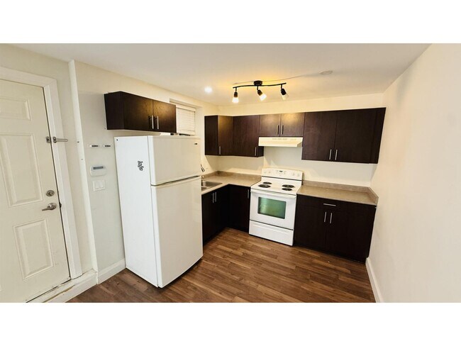 Photo du bâtiment - 7012-194B 194b St