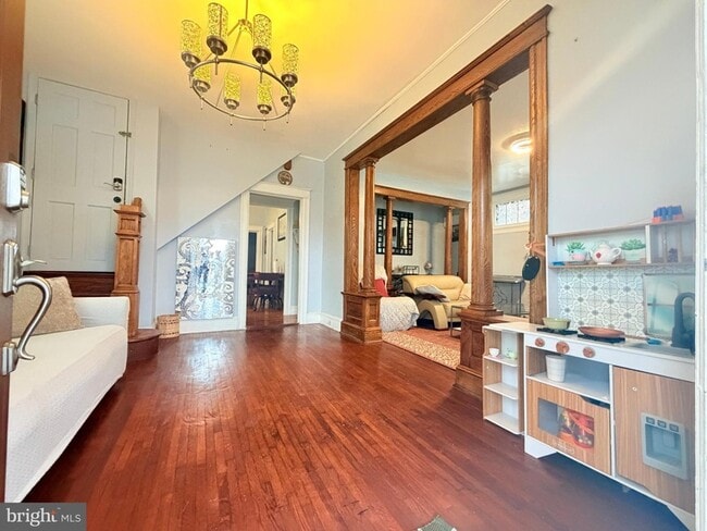 Photo - 3119 South Dakota Ave NE House