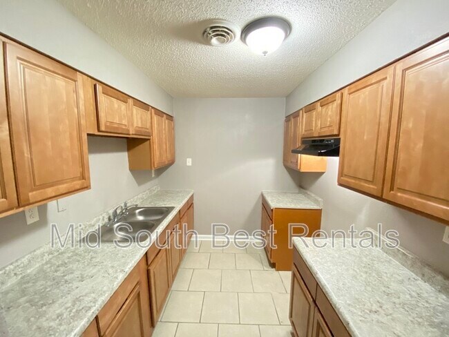 Building Photo - 3787 Tessland Rd