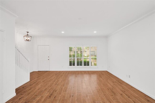Foto del edificio - 14719 Barryknoll Ln