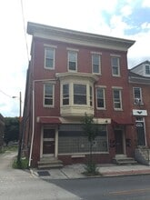 Building Photo - 122 S Pershing Ave
