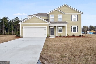 Building Photo - 323 Fox Tail Dr