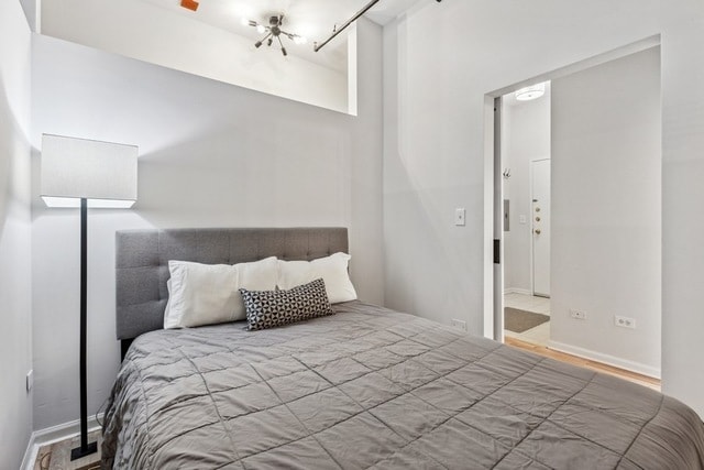 Building Photo - 400 W Ontario St