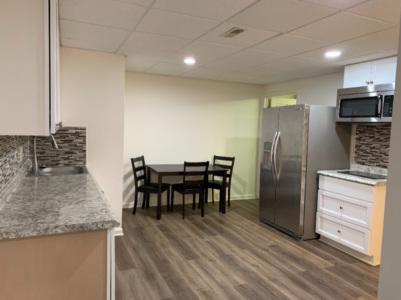 Foto principal - 7700 Warfield Rd