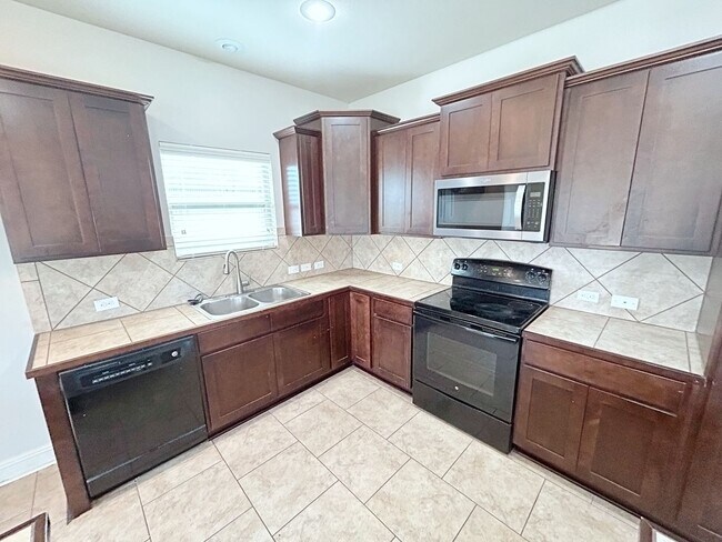 Foto del edificio - 4 Bedroom House in Ascension Parish