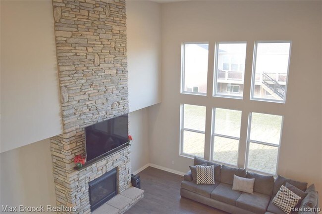 Foto del edificio - 3150 Huntsman Blvd