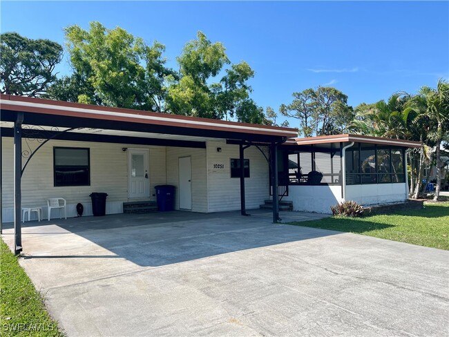 Building Photo - 10251 Wales Loop