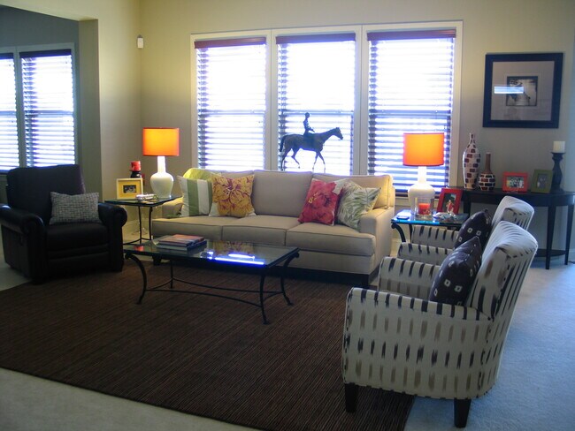Building Photo - 527 Tranquil Sound Dr