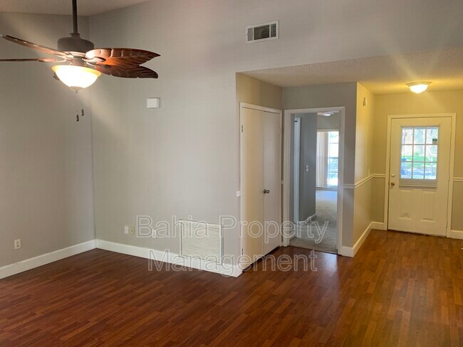 Building Photo - 4621 Cabbage Palm Dr
