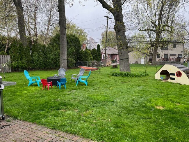 Foto del edificio - 1150 Anita Ave