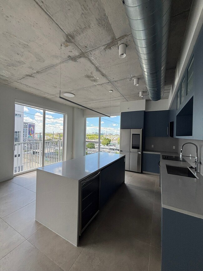 Foto del edificio - 113 NW 24th St