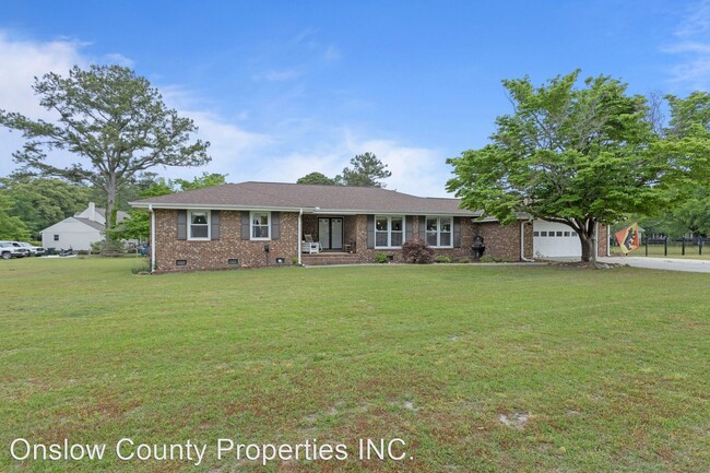 Building Photo - 3 br, 2 bath House - 2004 Brices Creek Rd