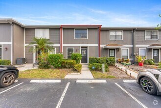 Building Photo - 850 Hill Dr