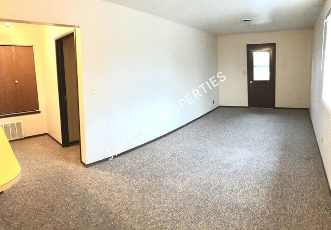 Foto del edificio - Rarely Available 1 bed, 1 bath