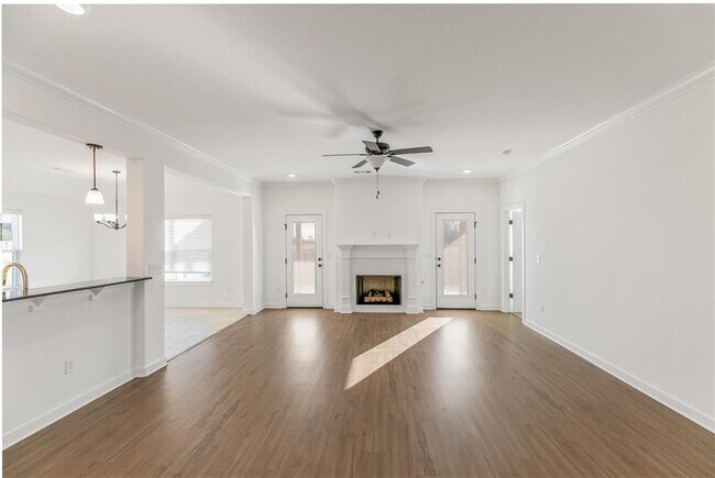 Foto del edificio - 520 Poplar Rd