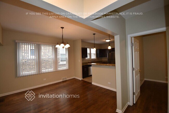 Foto del edificio - 2528 Ridgeland Ave