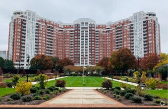 Building Photo - 5809 Nicholson Ln