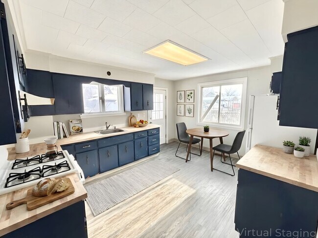 Foto del edificio - 3bed/1bath Townhouse in Clairton