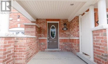 Building Photo - 1060 Clipper Ln