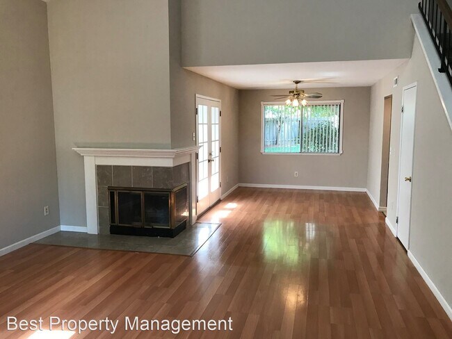 Building Photo - 4 br, 2.5 bath House - 2904 Honeysuckle Cir