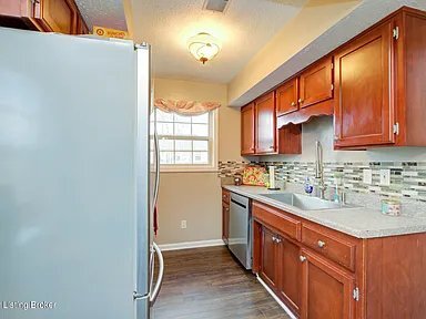 Foto del edificio - 237 Briar Patch Ln