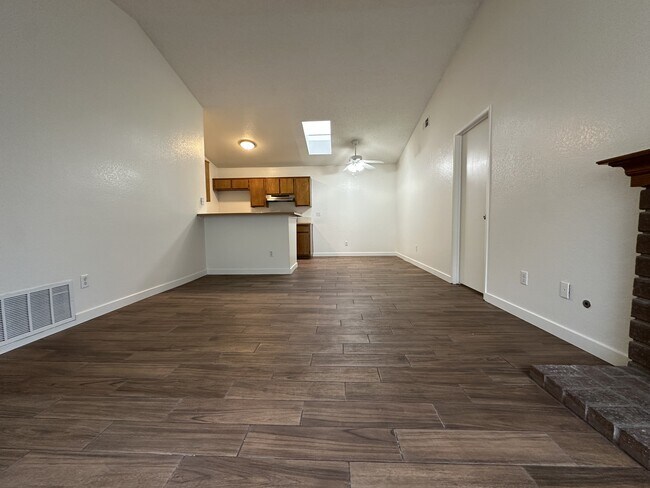 Foto del edificio - 2752 Moose Creek Ln