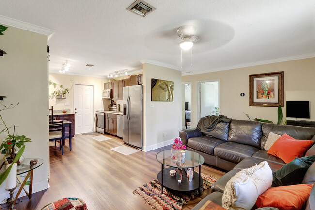 Livingroom - 441 NE 30th St