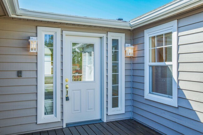 Foto del edificio - Lovely Mid-Island Home Available August 19th!