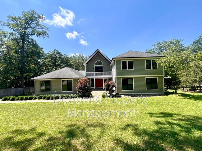 Building Photo - 136 Wiegand Dr