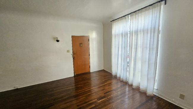 Foto del edificio - 1425 Echo Park Ave