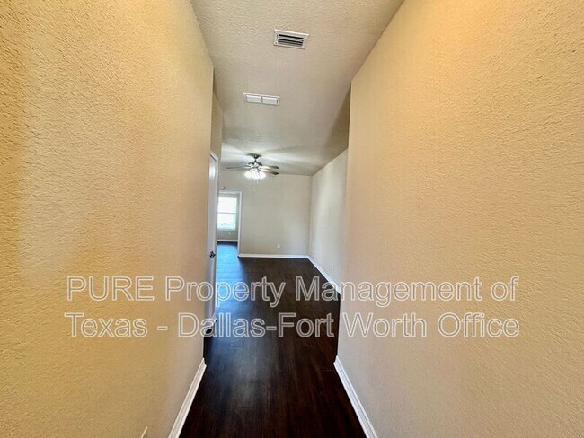 Foto del edificio - 208 W Franklin Ave