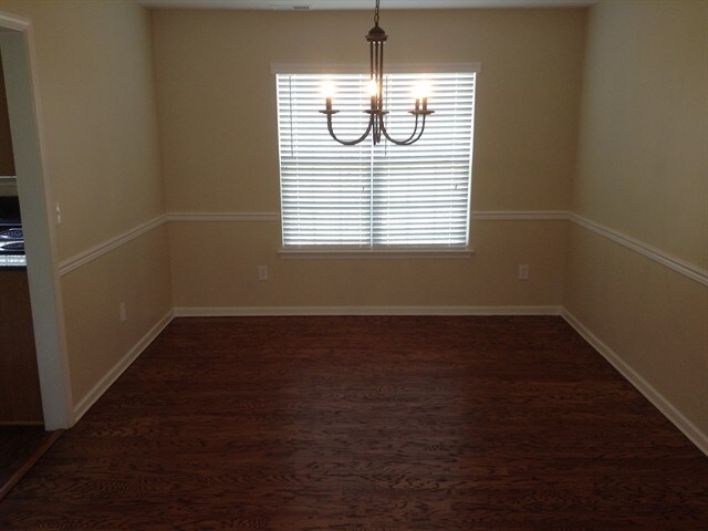 Foto del edificio - 4515 Canipe Drive