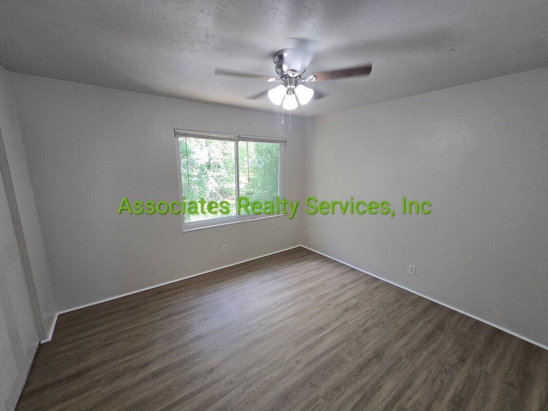 Foto del edificio - 2/1.5 Town House Fresh on the Market